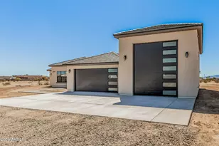20535 W Bradley Rd, Wittmann, AZ 85361 - Photo 4