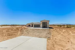 20535 W Bradley Rd, Wittmann, AZ 85361 - Photo 2