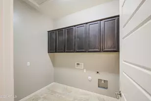 10334 E Nichols Ave, Mesa, AZ 85209 - Photo 32