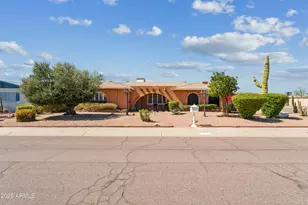 1218 S Palo Verde Dr, Apache Junction, AZ 85120 - Photo 2