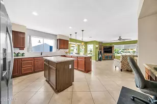 19017 N 96th Ave, Peoria, AZ 85382 - Photo 8