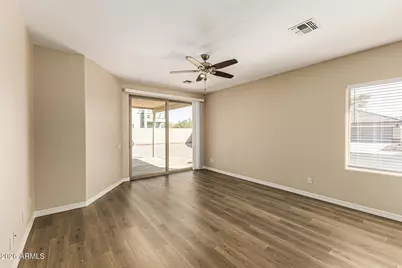 11556 W Western Avenue, Avondale, AZ 85323 - Photo 2