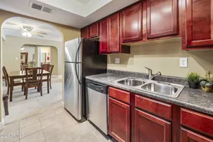 3825 E Camelback Rd, Phoenix, AZ 85018 - Photo 8