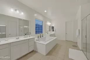 3130 E Valencia Dr, Phoenix, AZ 85042 - Photo 36