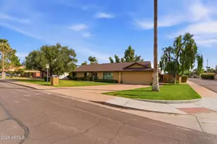 221 W Butler Dr, Phoenix, AZ 85021 - Photo 2