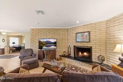 221 W Butler Drive, Phoenix, AZ 85021 - Photo 8