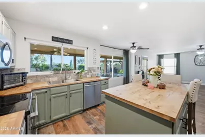 7231 E Fairview Avenue, Mesa, AZ 85208 - Photo 16