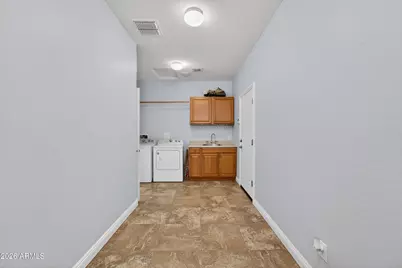 3937 N Smithsonian Drive, Florence, AZ 85132 - Photo 32