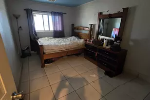 1822 W Lynne Ln, Phoenix, AZ 85041 - Photo 8