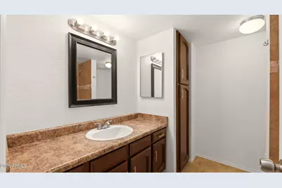 8301 N 21st Drive #F102, Phoenix, AZ 85021 - Photo 22