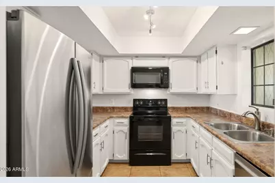 8301 N 21st Drive #F102, Phoenix, AZ 85021 - Photo 12