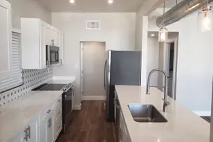 301 W Medlock Dr, Phoenix, AZ 85013 - Photo 4