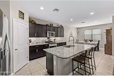 2996 N Amber Drive, Buckeye, AZ 85396 - Photo 6