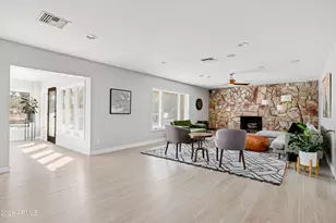 813 W Gleneagles Dr, Phoenix, AZ 85023 - Photo 28