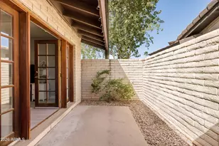 813 W Gleneagles Dr, Phoenix, AZ 85023 - Photo 10