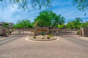 3935 E Rough Rider Rd, Phoenix, AZ 85050 - Photo 26