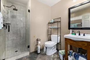 6241 N 186th Ave, Waddell, AZ 85355 - Photo 30