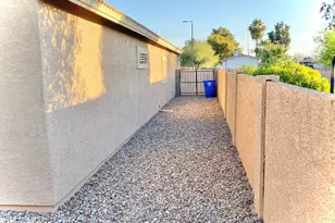 9826 E Flossmoor Cir, Mesa, AZ 85208 - Photo 34