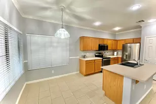 9826 E Flossmoor Cir, Mesa, AZ 85208 - Photo 8