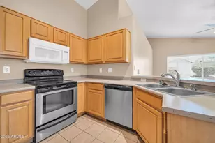 8544 W Cherry Hills Dr, Peoria, AZ 85345 - Photo 14