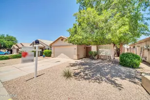 8544 W Cherry Hills Dr, Peoria, AZ 85345 - Photo 2