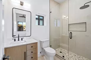 4107 E Avalon Dr, Phoenix, AZ 85018 - Photo 40