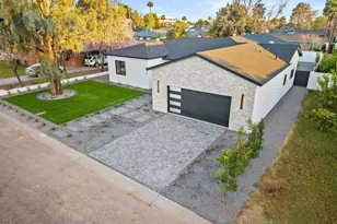 4107 E Avalon Dr, Phoenix, AZ 85018 - Photo 2