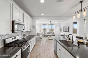 17834 W Thistle Landing Dr, Goodyear, AZ 85338 - Photo 14