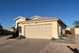 8091 N 87th Dr, Peoria, AZ 85345 - Photo 2