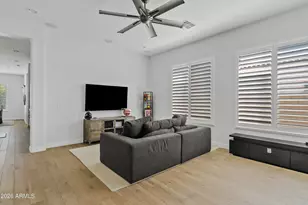 2562 E Clark Dr, Gilbert, AZ 85297 - Photo 30