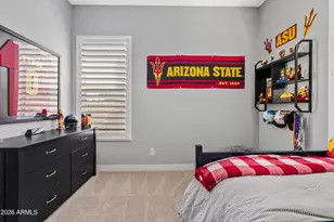 2562 E Clark Dr, Gilbert, AZ 85297 - Photo 38