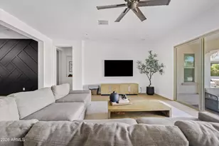 2562 E Clark Dr, Gilbert, AZ 85297 - Photo 20