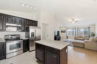 18374 W Surprise Farms Loop N, Surprise, AZ 85388 - Photo 24