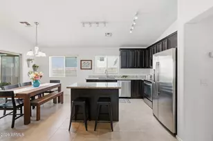 18374 W Surprise Farms Loop N, Surprise, AZ 85388 - Photo 22