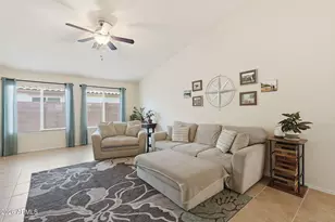 18374 W Surprise Farms Loop N, Surprise, AZ 85388 - Photo 16