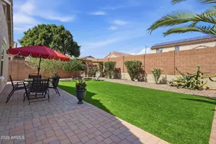 18374 W Surprise Farms Loop N, Surprise, AZ 85388 - Photo 34