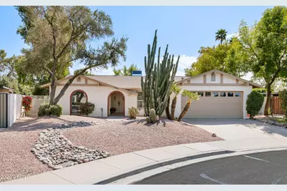 2713 W Nido Avenue, Mesa, AZ 85202 - Photo 2