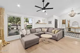 6402 E Beverly Ln, Scottsdale, AZ 85254 - Photo 4