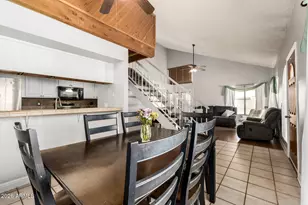 842 E Manor Dr, Chandler, AZ 85225 - Photo 10