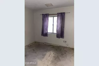 7949 W Montecito Avenue, Phoenix, AZ 85033 - Photo 10