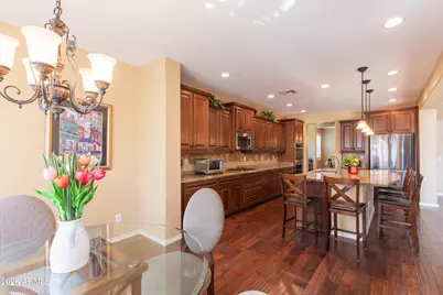 747 E Charlevoix Avenue, Gilbert, AZ 85297 - Photo 20