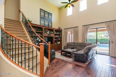 747 E Charlevoix Avenue, Gilbert, AZ 85297 - Photo 16