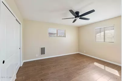 539 W 17th Street, Tempe, AZ 85281 - Photo 8