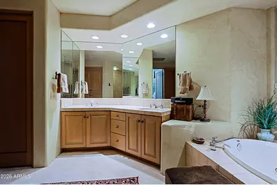 7840 E Thorntree Drive, Scottsdale, AZ 85266 - Photo 46