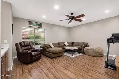 4217 E Edgemont Avenue, Phoenix, AZ 85008 - Photo 18