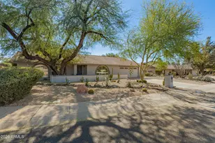 417 E Beck Ln, Phoenix, AZ 85022 - Photo 2