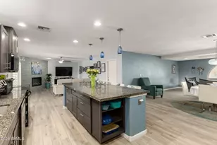 417 E Beck Ln, Phoenix, AZ 85022 - Photo 12