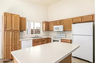 851 W Palo Verde St, Gilbert, AZ 85233 - Photo 6