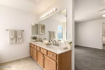 851 W Palo Verde Street, Gilbert, AZ 85233 - Photo 14