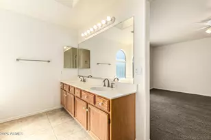 851 W Palo Verde St, Gilbert, AZ 85233 - Photo 16
